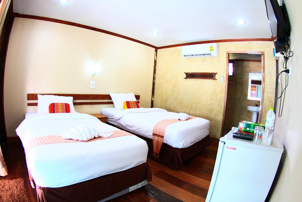 Tanita Lagoon Resort Ούντον Τάνι Δωμάτιο φωτογραφία